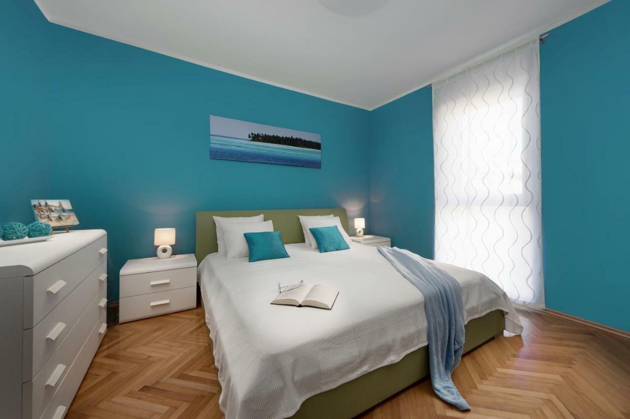 Rainbow Apartment พูลา ภายนอก รูปภาพ