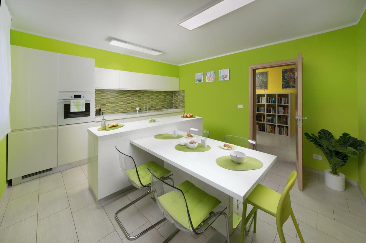Rainbow Apartment พูลา ภายนอก รูปภาพ